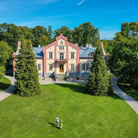 Paedaste Manor Zewnętrze zdjęcie