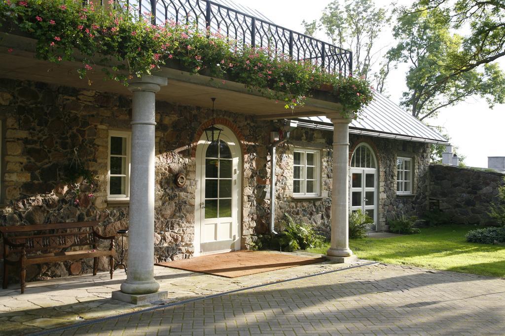 Paedaste Manor Zewnętrze zdjęcie