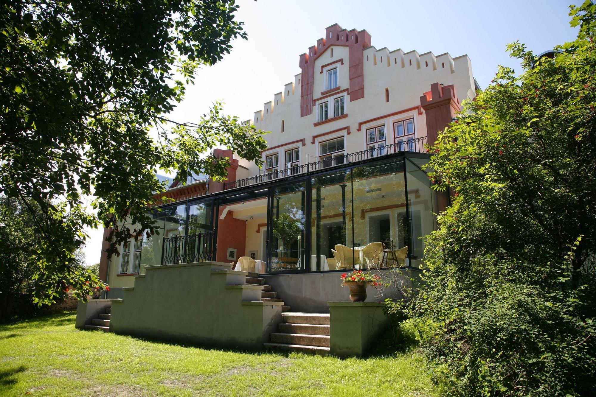 Paedaste Manor Zewnętrze zdjęcie