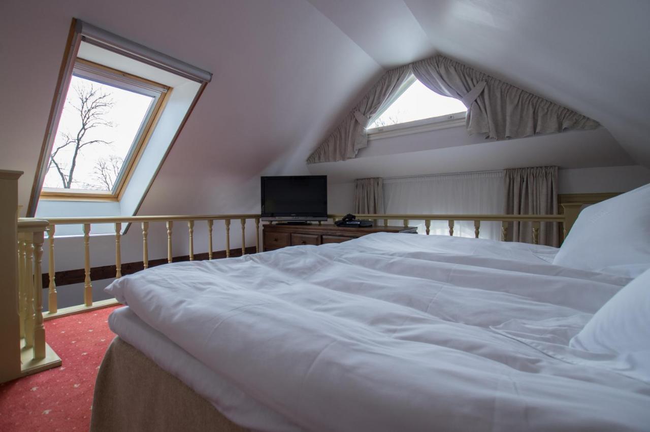 Paedaste Manor Zewnętrze zdjęcie